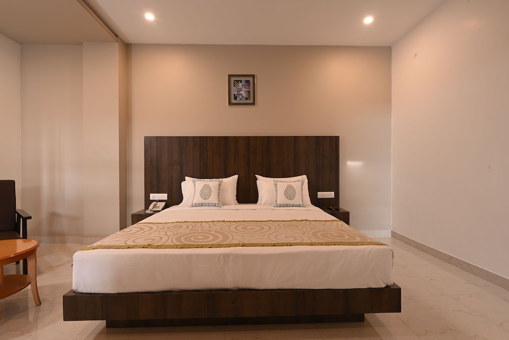 Luxury Suite photo 3