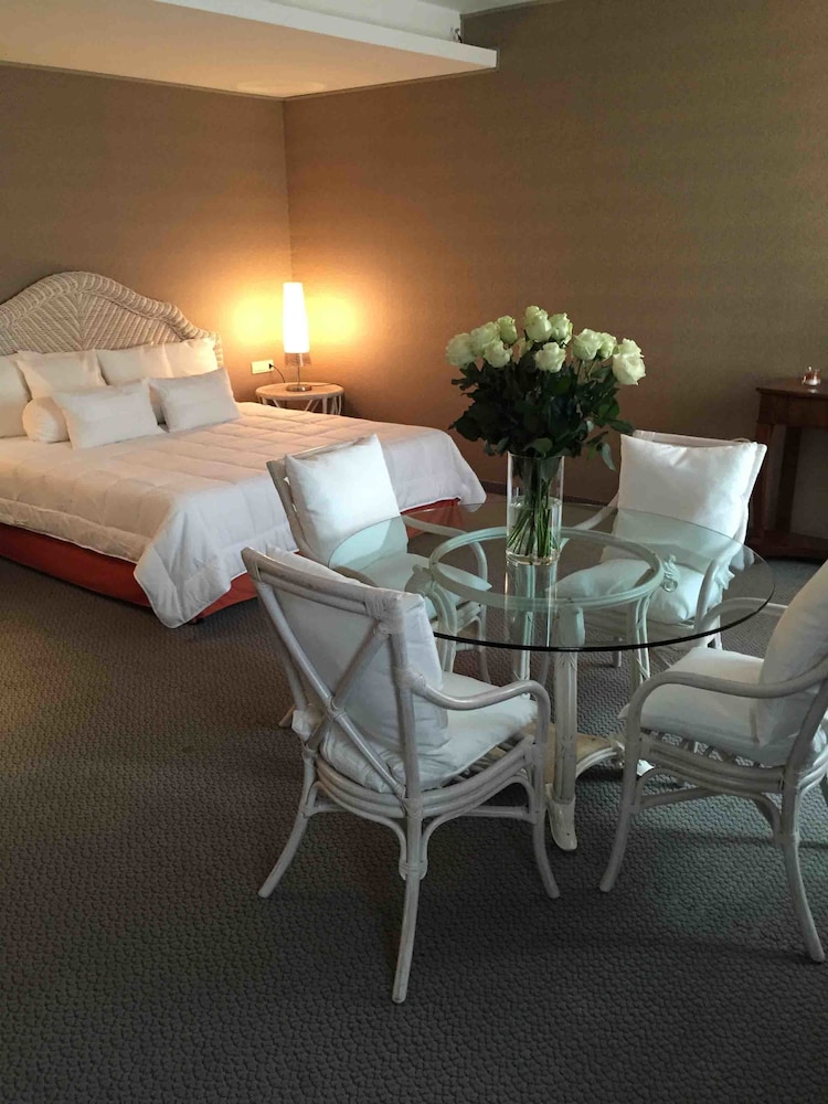 Standard Double Room Single Use photo 2