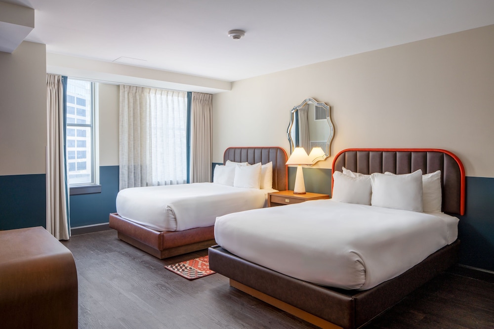 Premium Room, 2 Queen Beds, City View (High Floor)