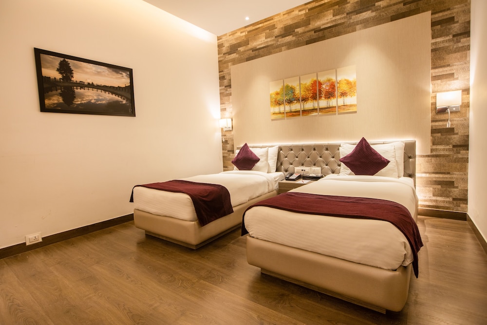 Superior Twin Room photo 3