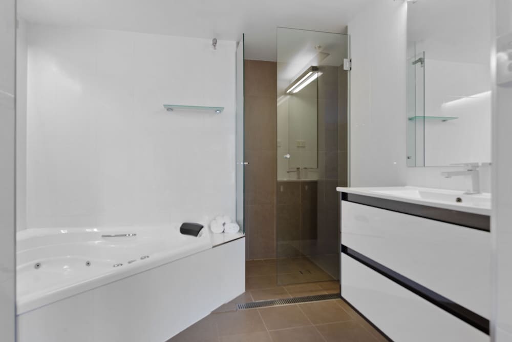 Spa Suite - Photo 1