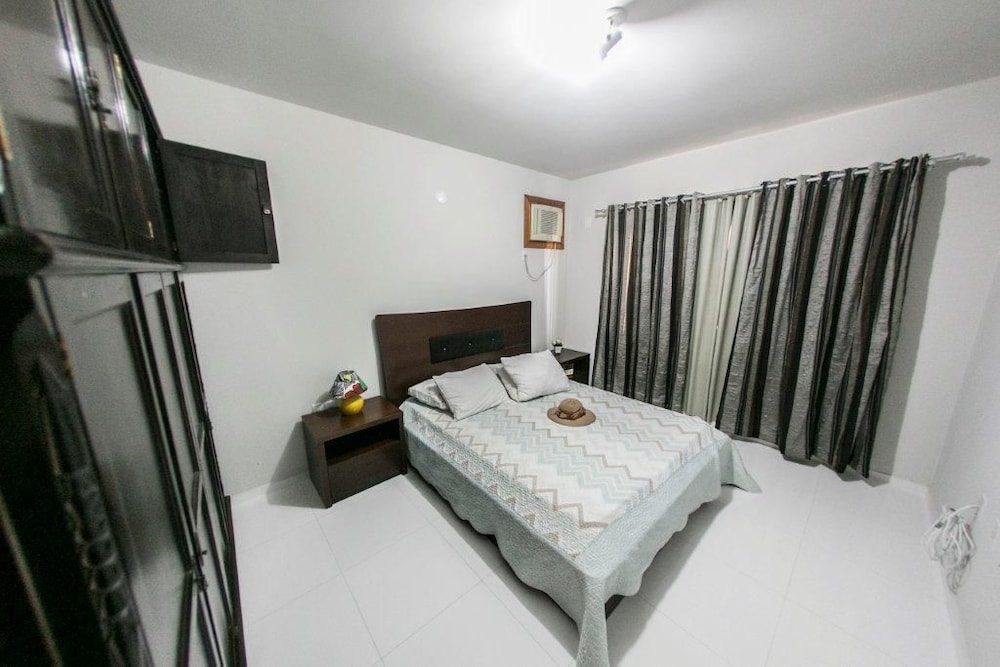 House, Multiple Beds photo 1