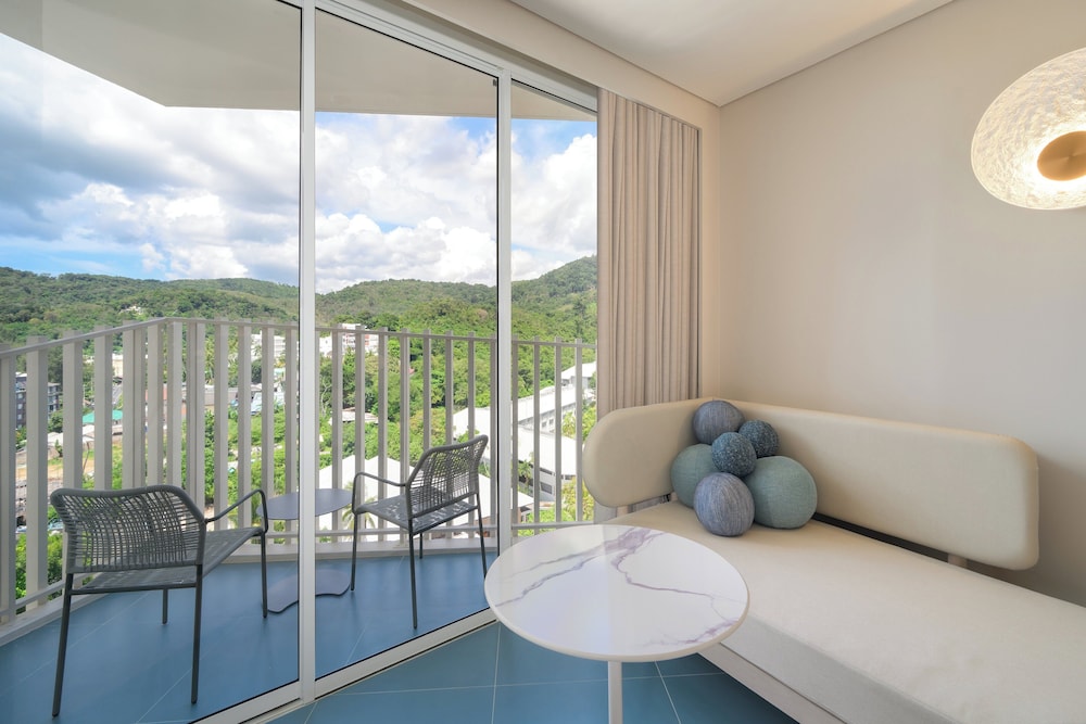 Superior Room, 2 Double Beds, City View - Photo 2