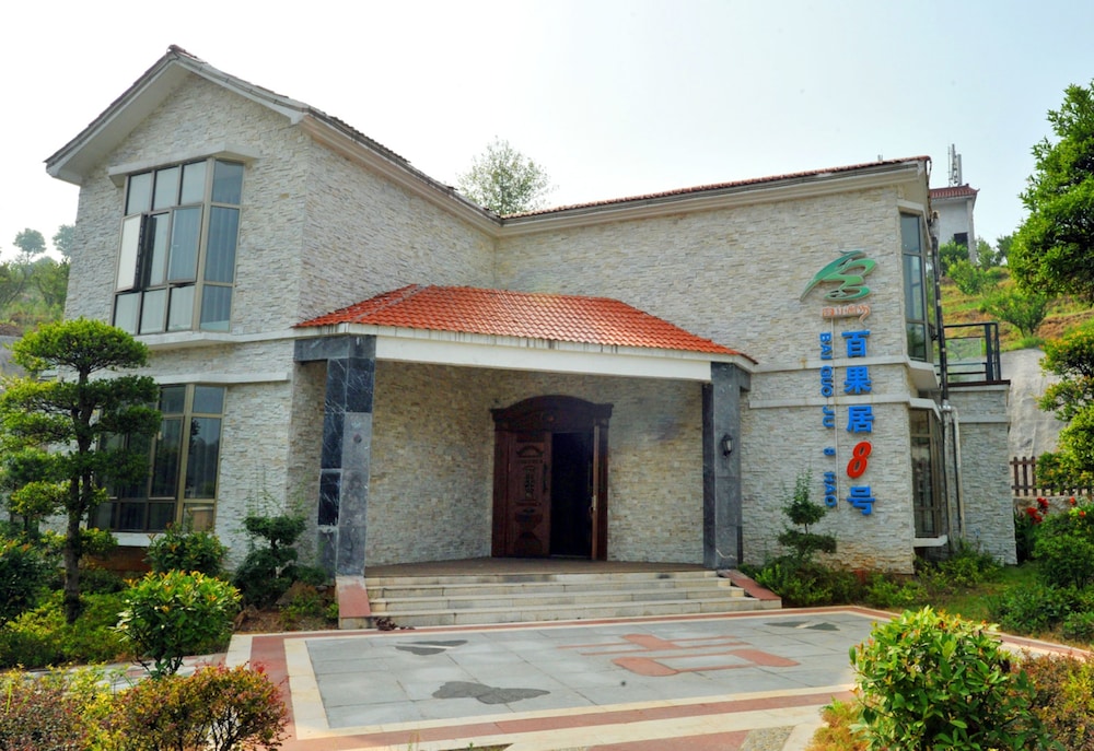 Six-Bedroom Villa photo 1