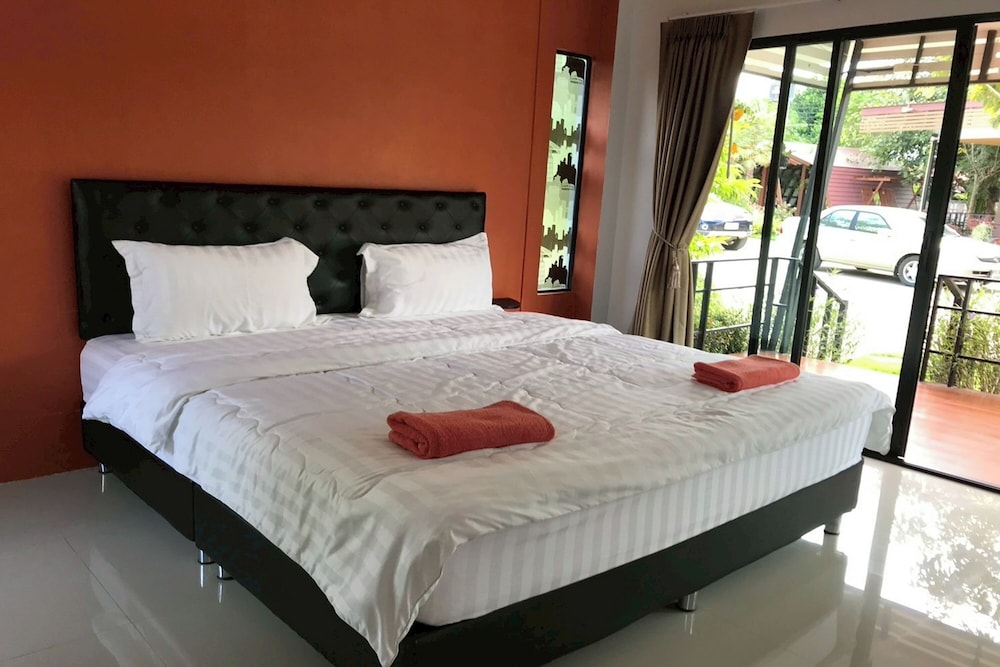 Modern Villa Double bed