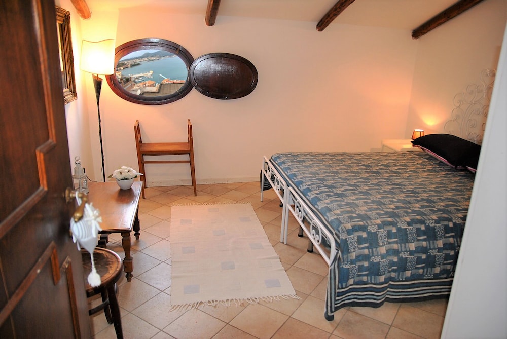 House, 2 Bedrooms, Terrace, City View