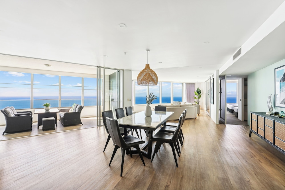 4 Bedroom Ocean Sub-Penthouse
