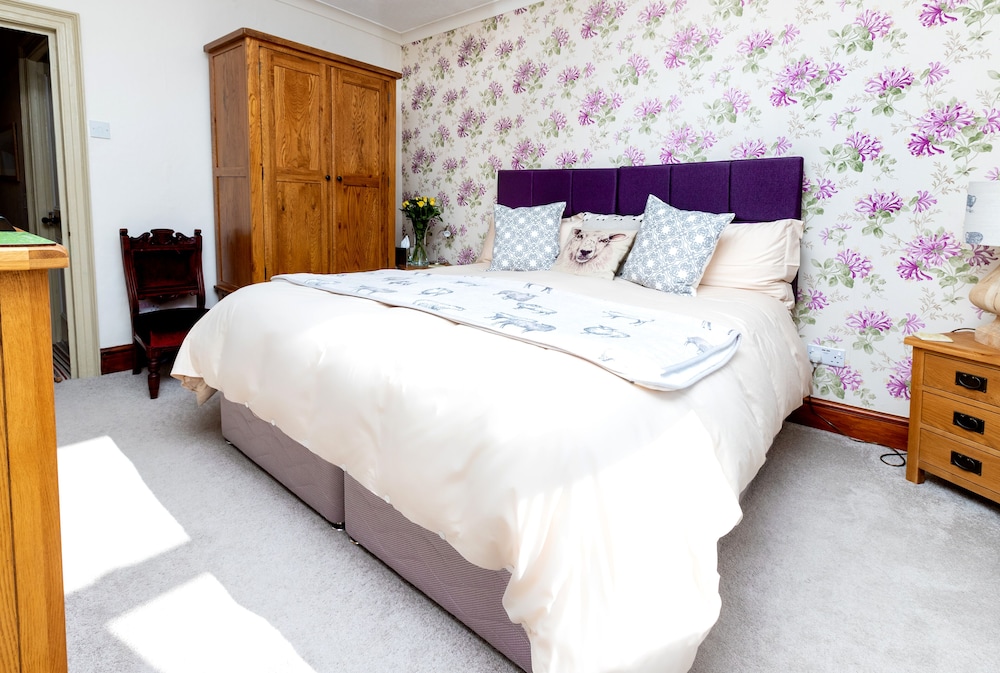 Double or Twin Room photo 3