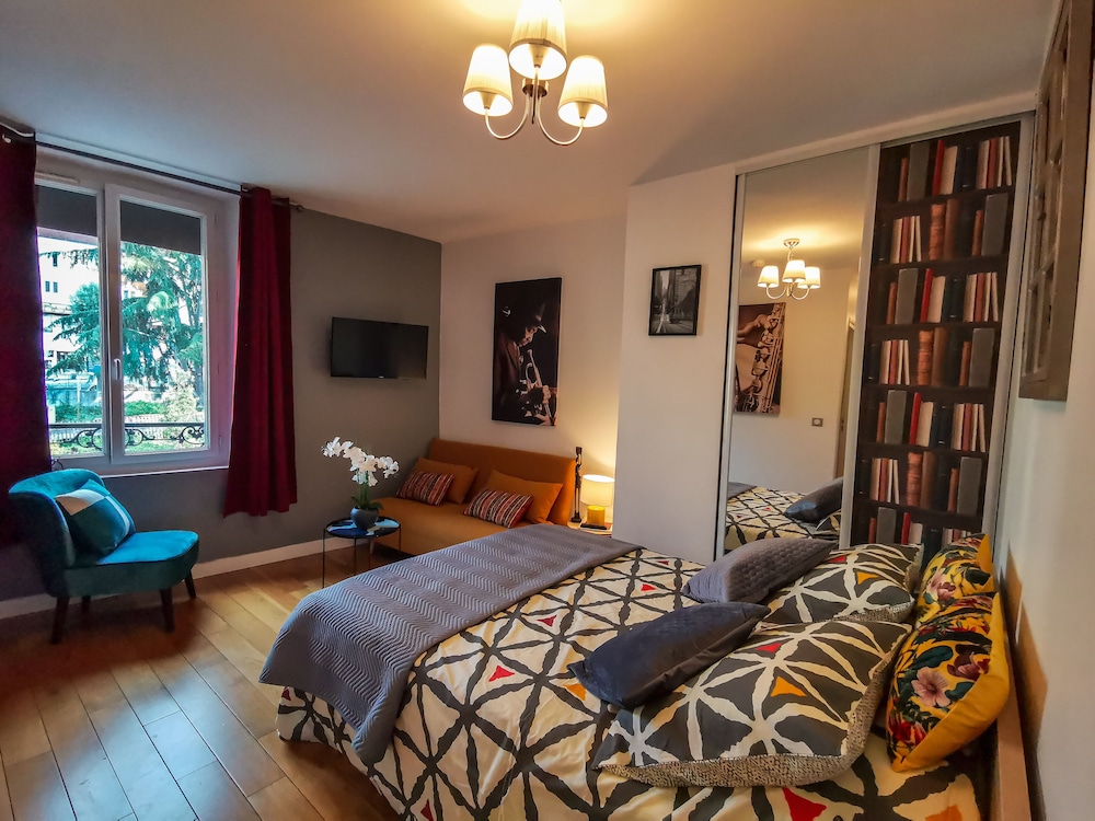 Standard Apartment