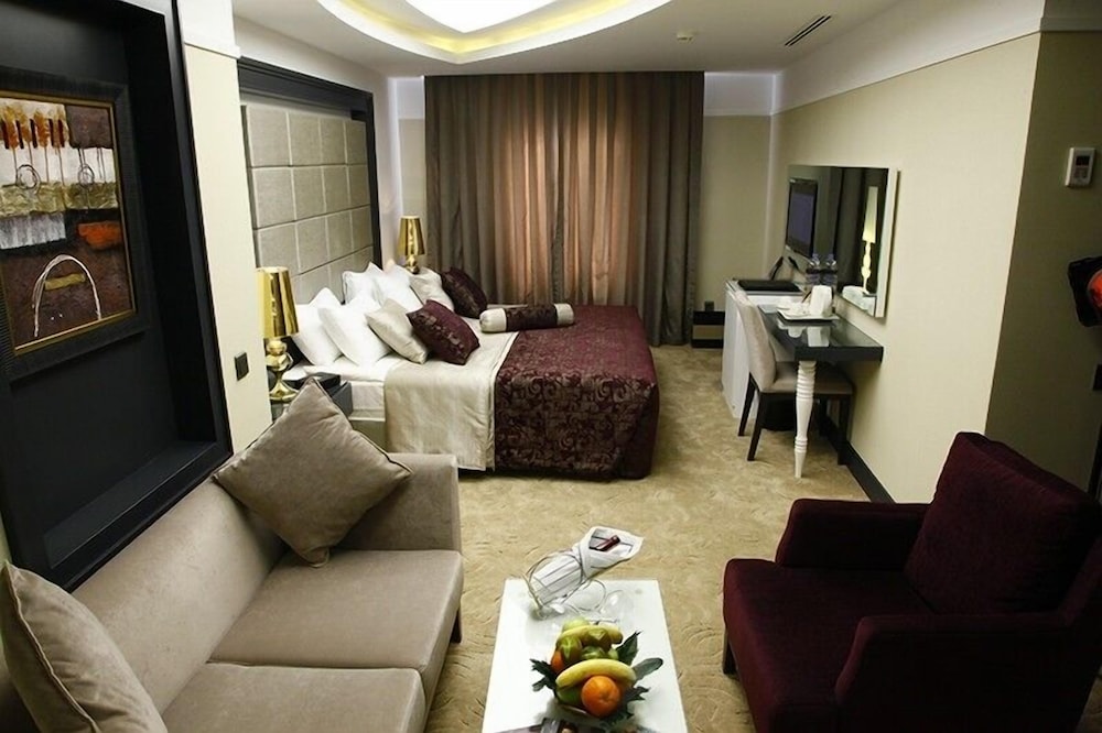 Standard Double or Twin Room photo 1
