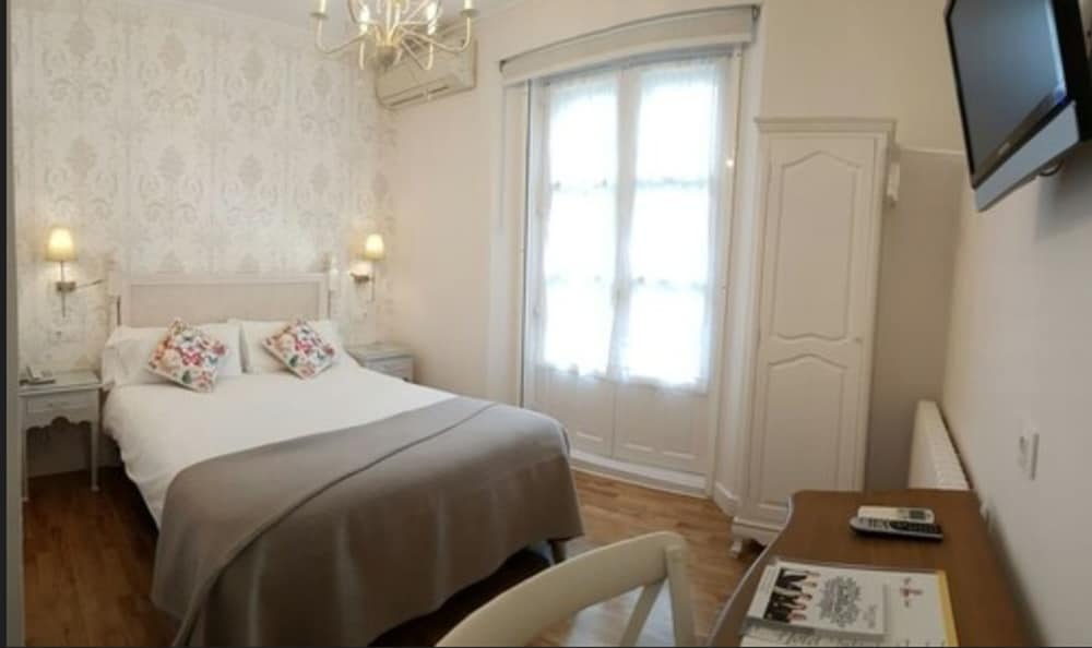 Standard Double Room Single Use