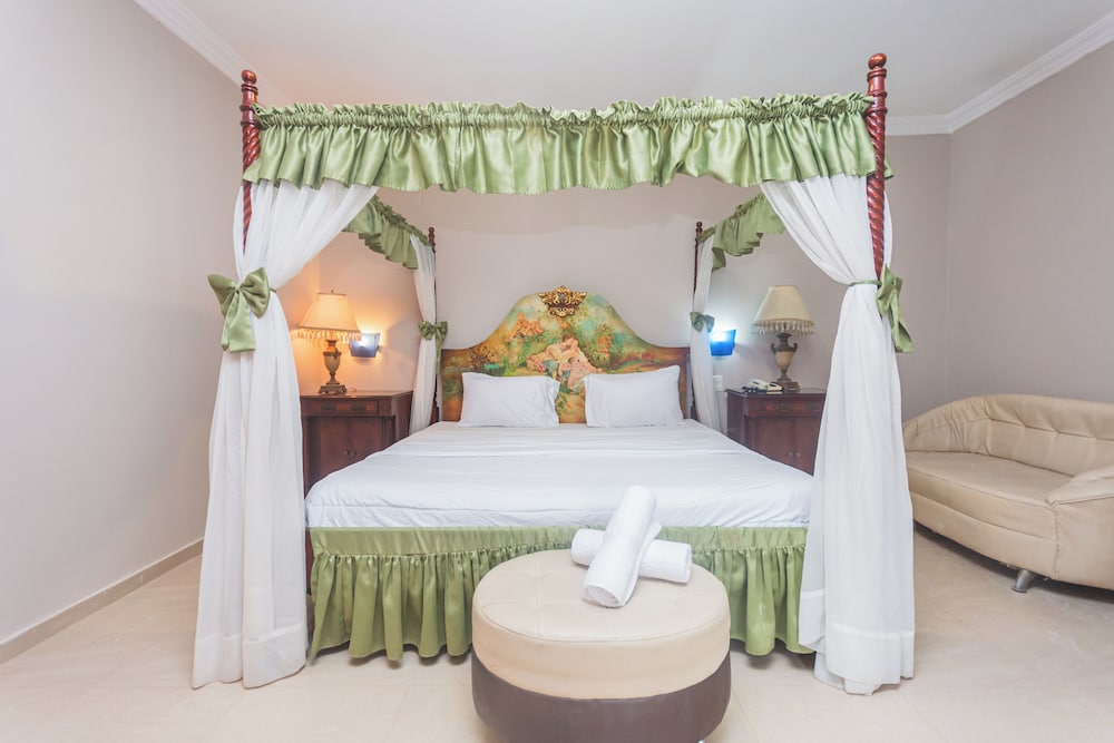 Deluxe Double Room, 1 King Bed, Air conditioning photo 1