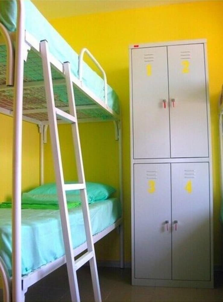 Bed in 4-bed Dormitory Room photo 1