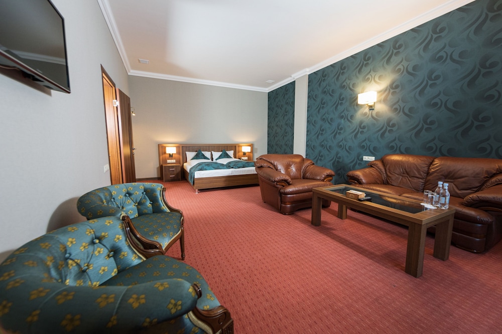 Family Suite photo 2