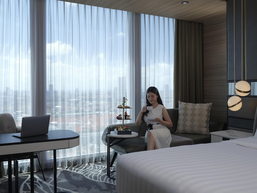 Executive Suite, 1 King Bed photo 3