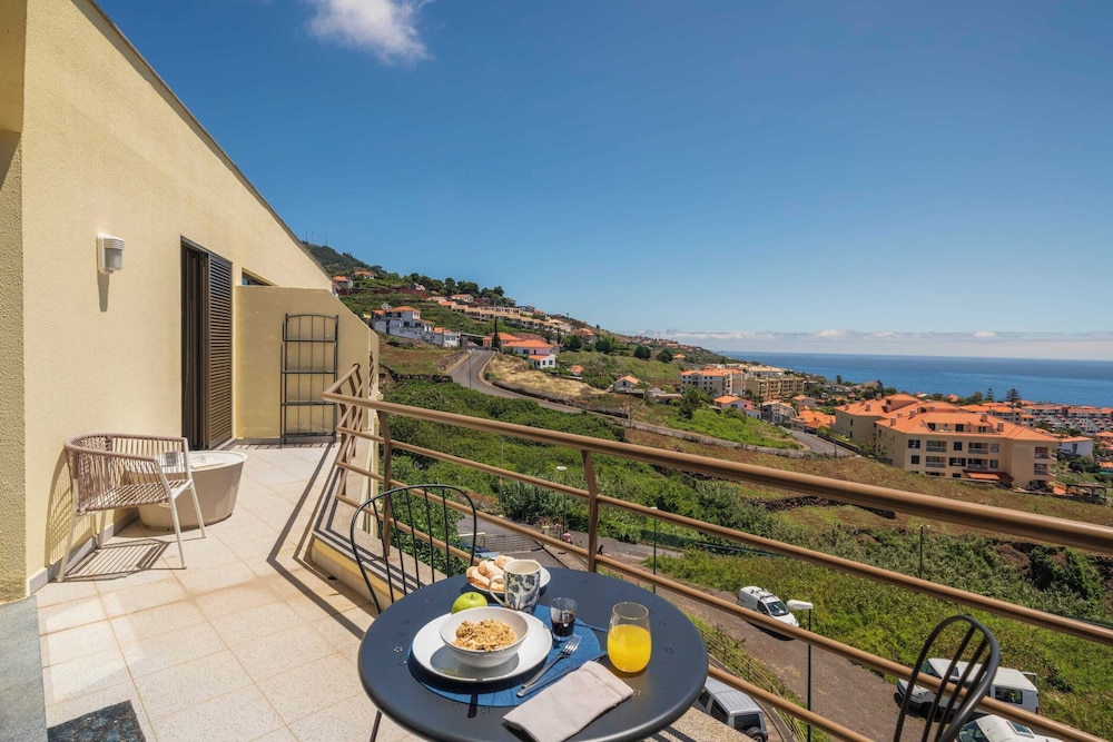 Basic Apartment, Multiple Beds, Sea View photo 3