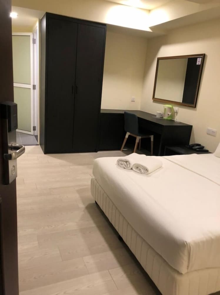 Deluxe Double Room - Photo 1