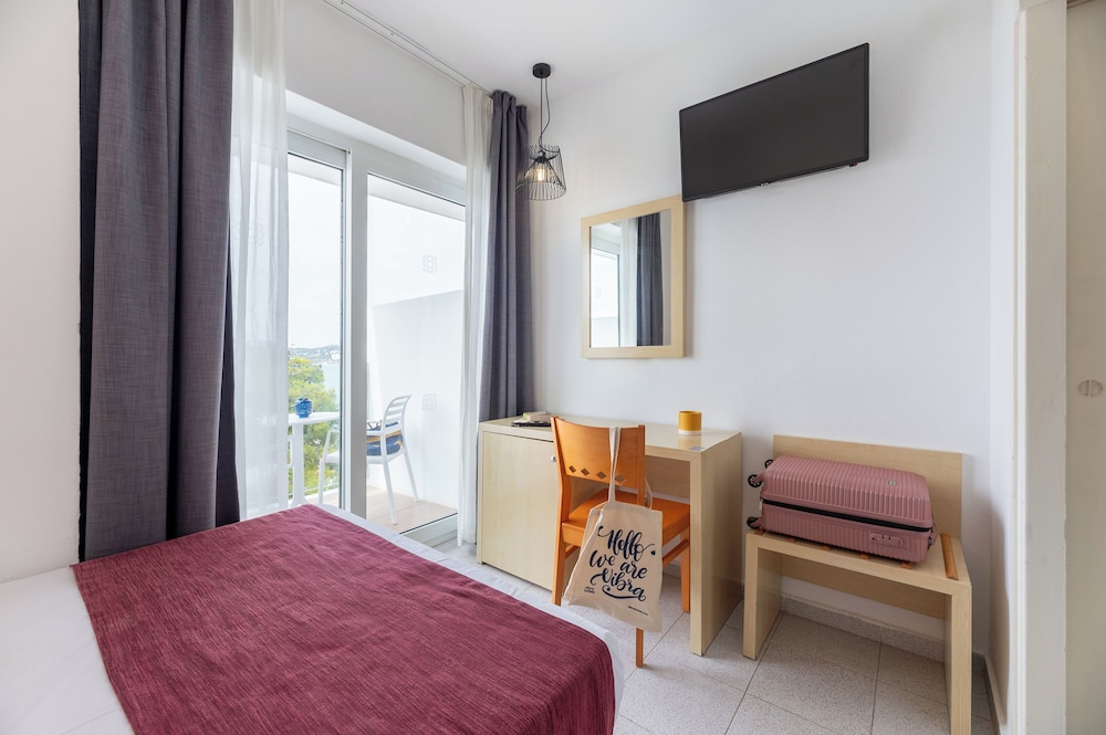 Single Room - Photo 2
