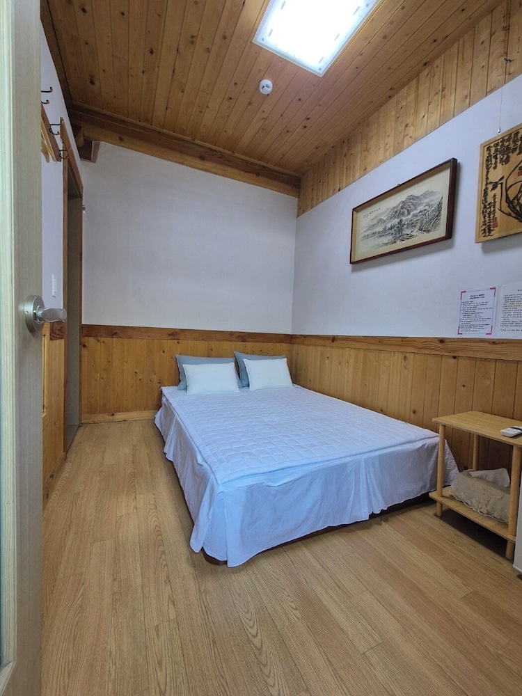 Traditional Room (Ssang-Doong-Ee) photo 1