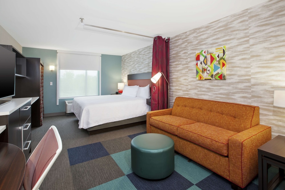 Studio Suite, 1 King Bed, Non Smoking - Photo 3
