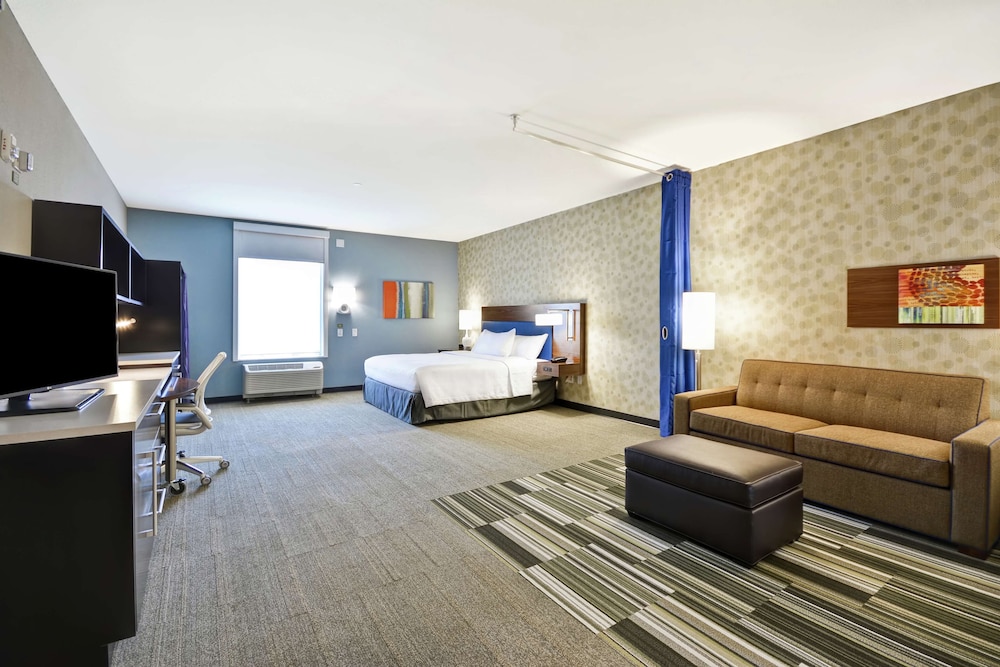 Studio, 2 Queen Beds, Accessible, Bathtub (Mobility & Hearing)