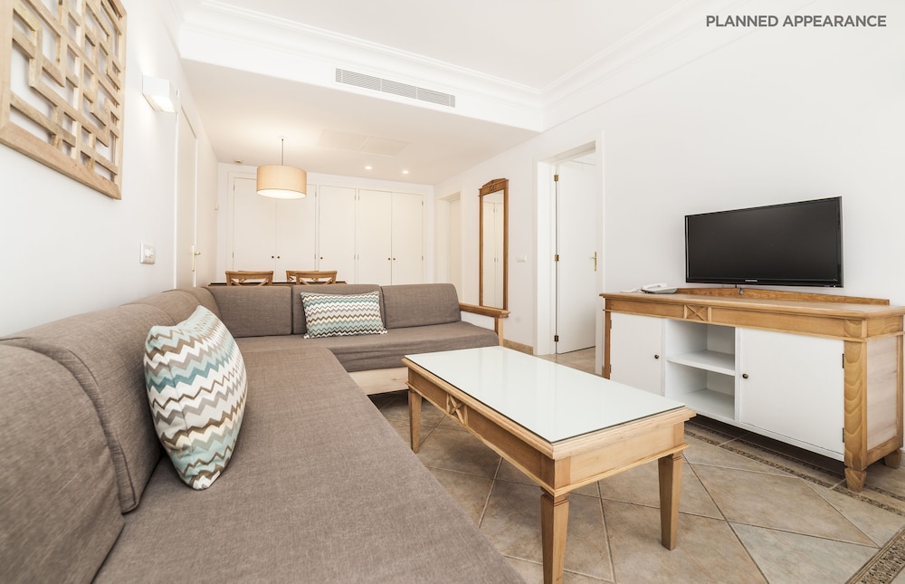 Superior Apartment, Multiple Beds, Balcony - Photo 1