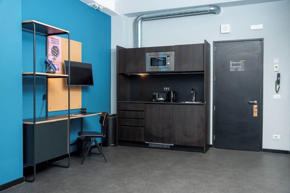 Deluxe Studio - Photo 1