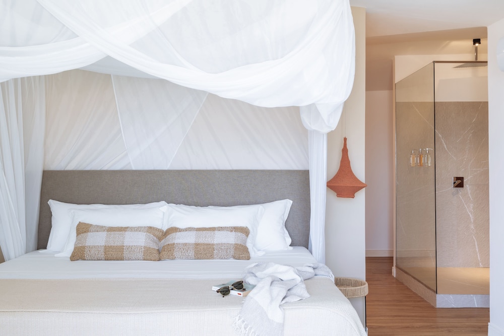 Room - Photo 1
