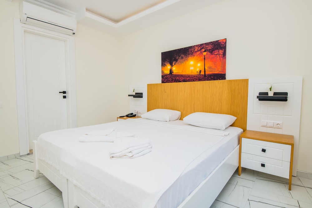 Deluxe Room, Sea View photo 3