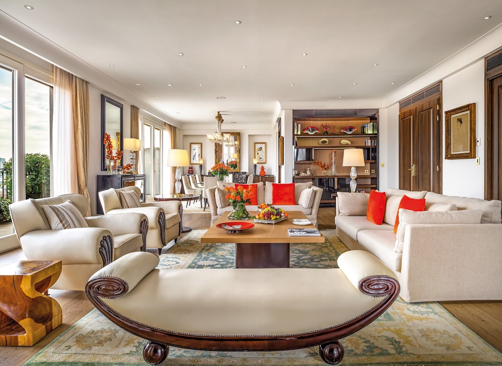 Suite (Penthouse)