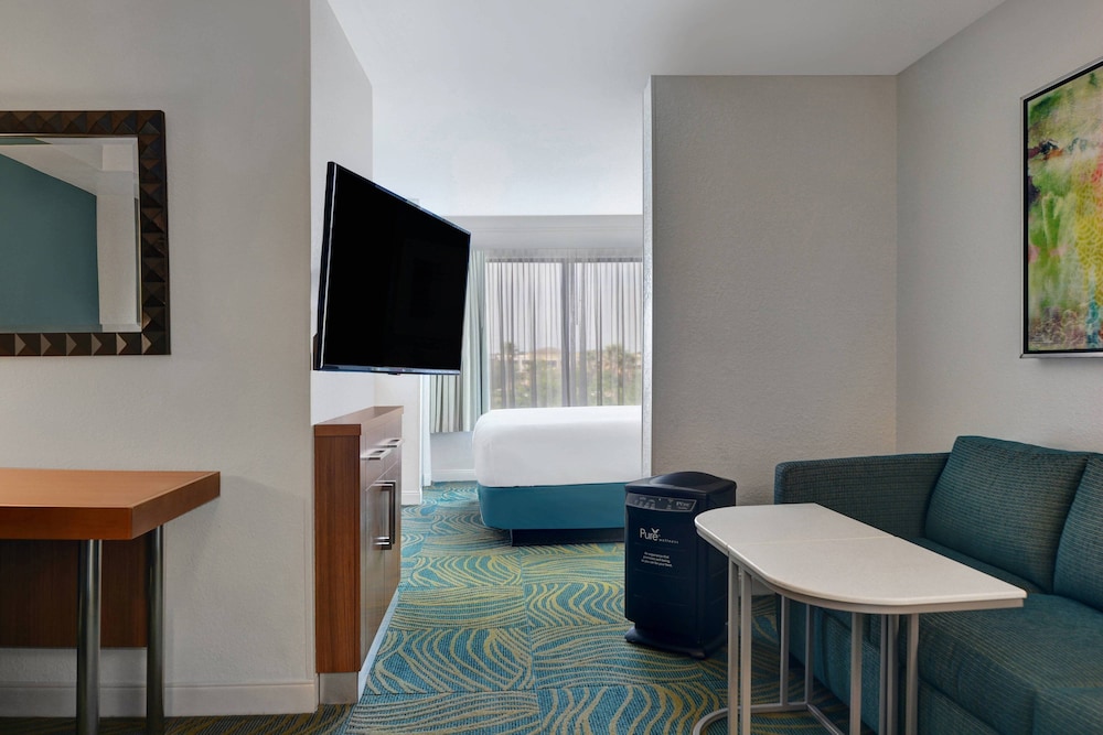 Suite, 1 King Bed with Sofa bed (Pure) - Photo 1