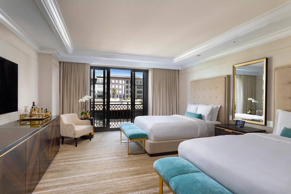 Deluxe Room, 2 Queen Beds, Balcony - Photo 1