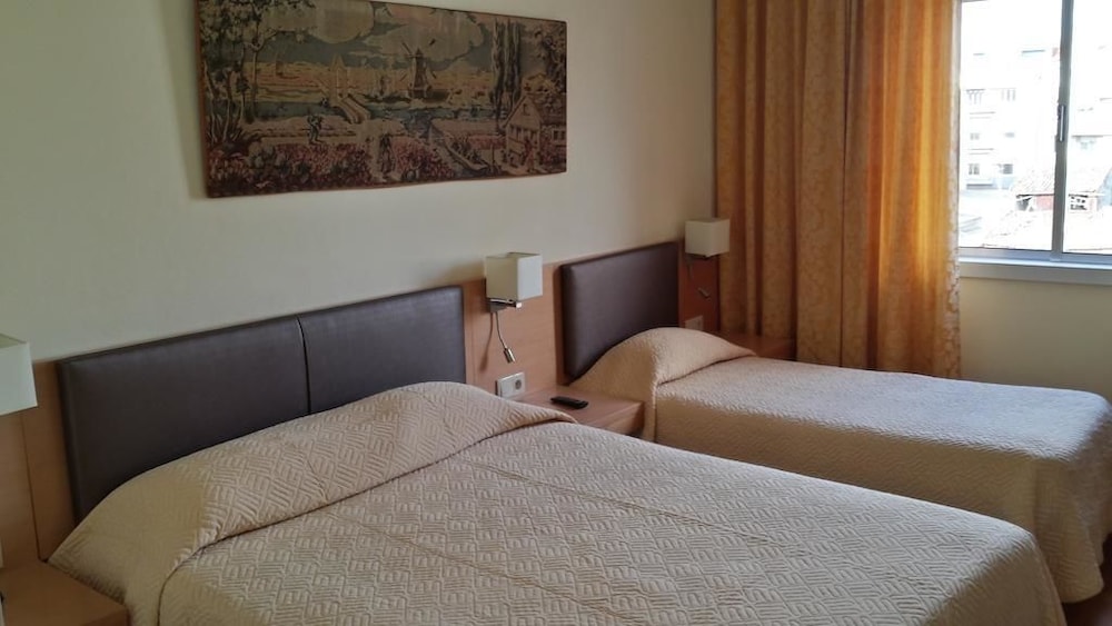 Classic Quadruple Room - Photo 2