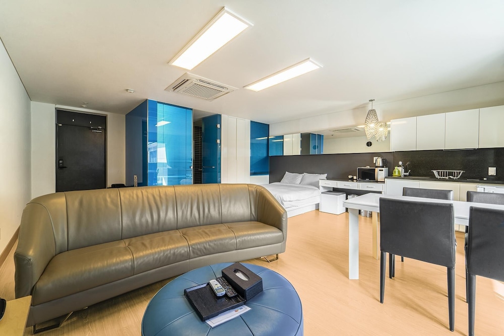 Basic Room, 1 Bedroom (B202) photo 2