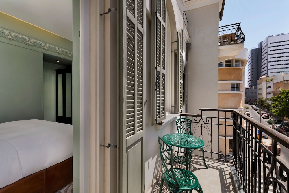 Deluxe Double Room, Balcony - Photo 2