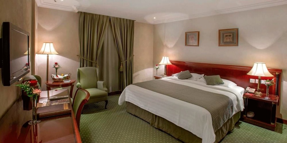 Standard Room, 1 King Bed