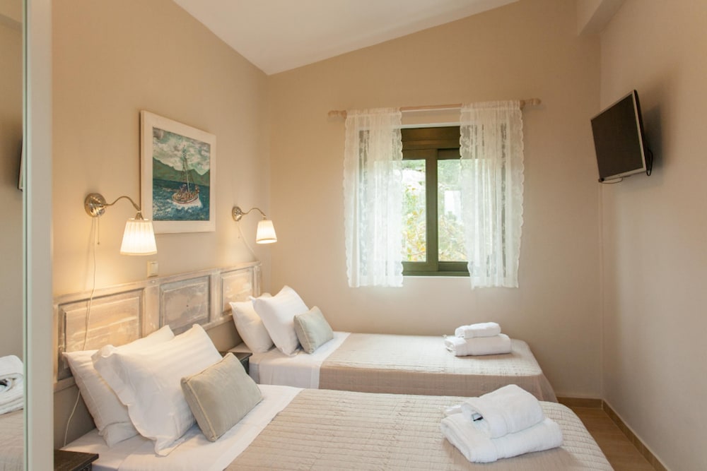 Superior Villa photo 2