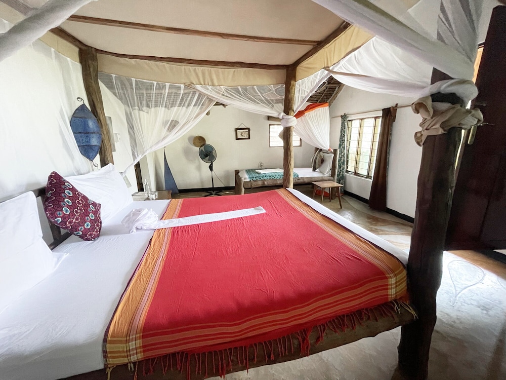 Ocean View Suite photo 3