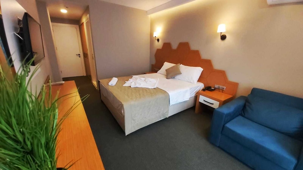 Standard Room - Photo 1