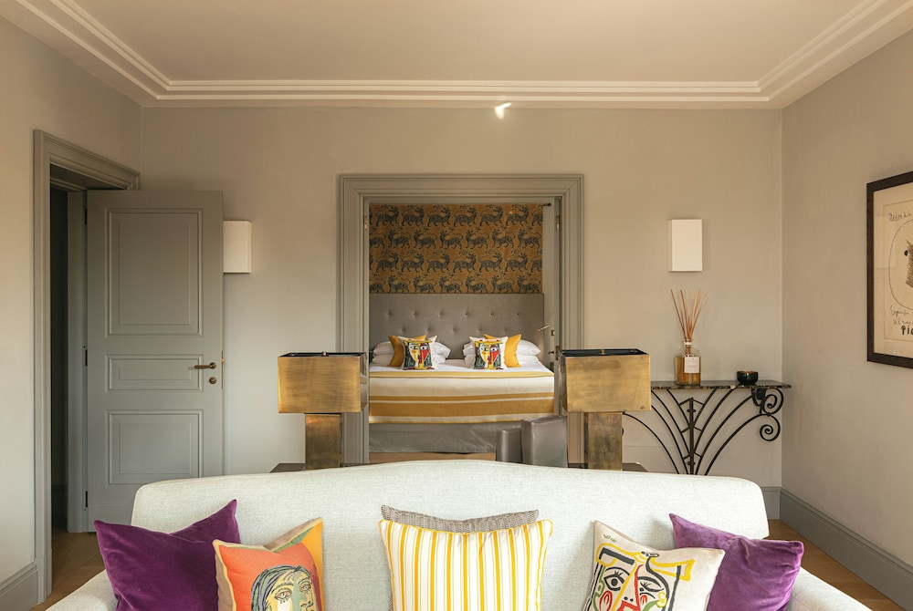 Suite, Terrace (Vaselli)