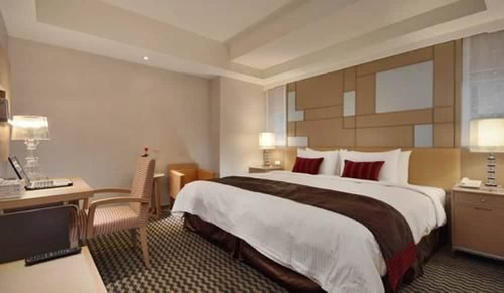 Super King Suite