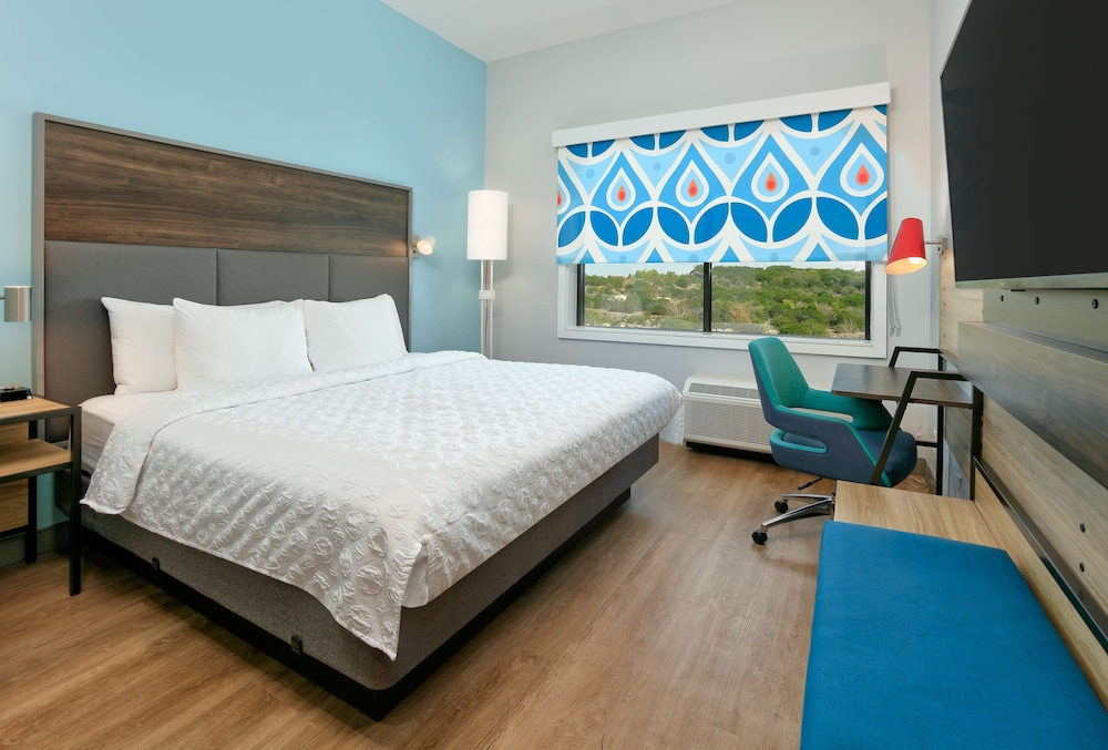 Room, 1 King Bed - Photo 1