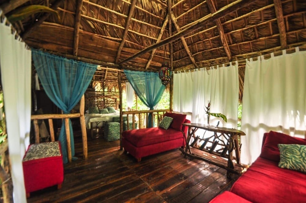 Deluxe Tree House, Garden View photo 2
