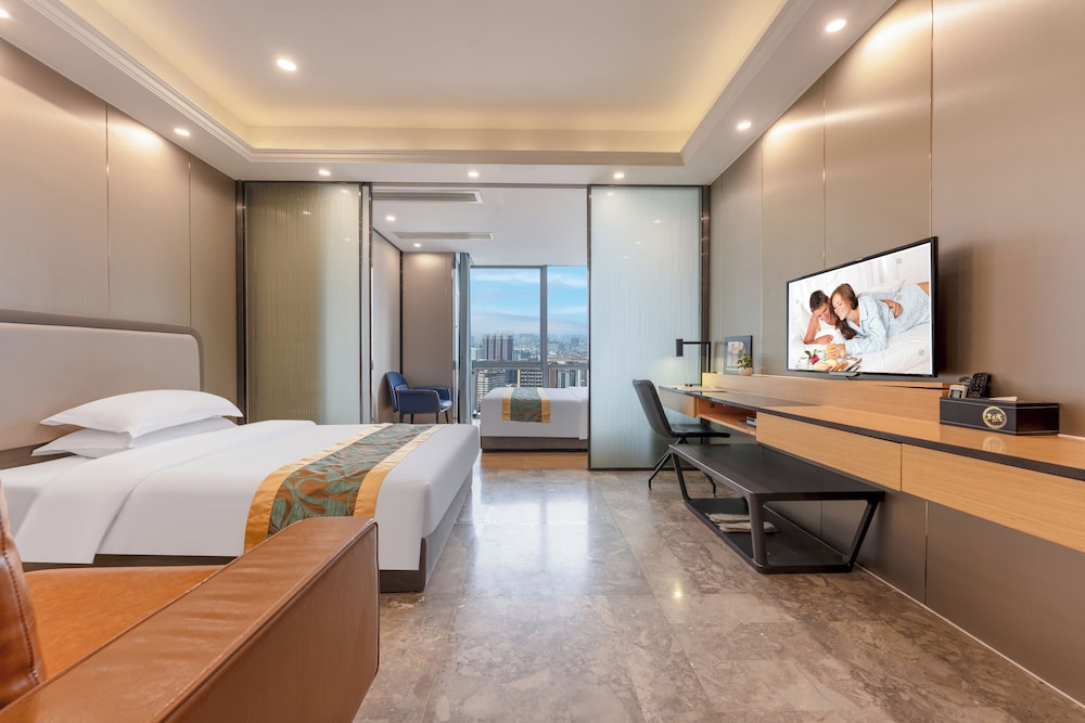 Superior Twin Room, 2 Double Beds, City View