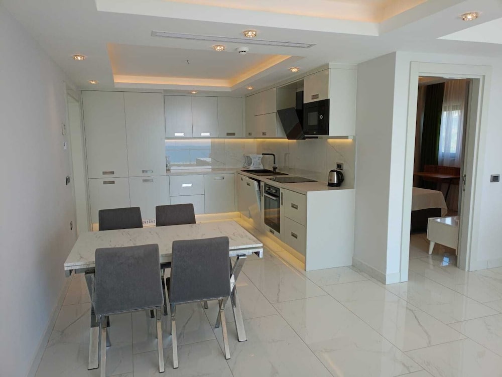 Deluxe Condo, 3 Bedrooms, Non Smoking, Sea View photo 3