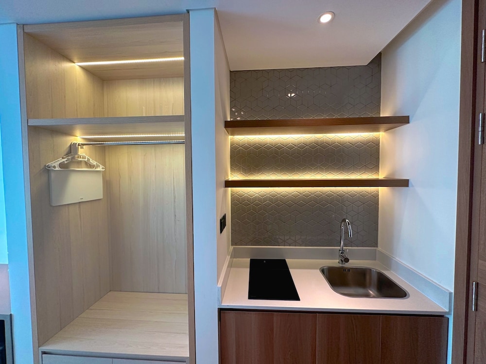 Basic Quadruple Room - Photo 4