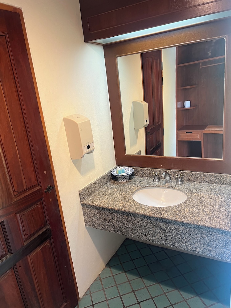 Standard Double Room, 1 Double Bed, Non Smoking, Garden View photo 3