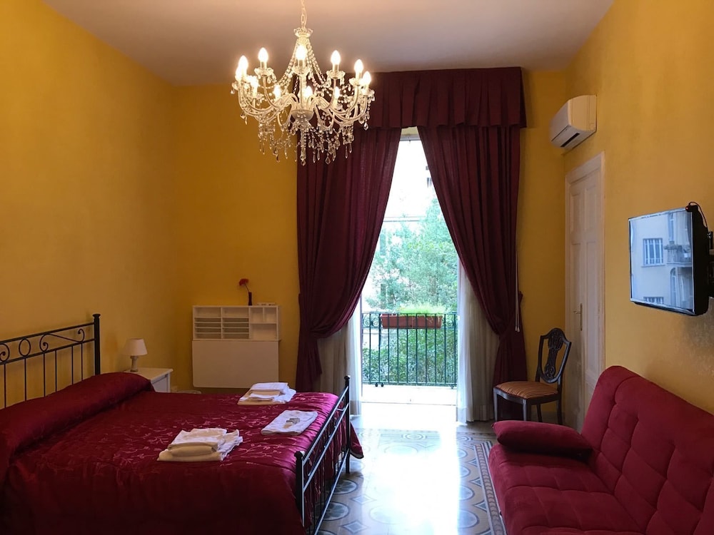 Double Room, Balcony, Garden View photo 1