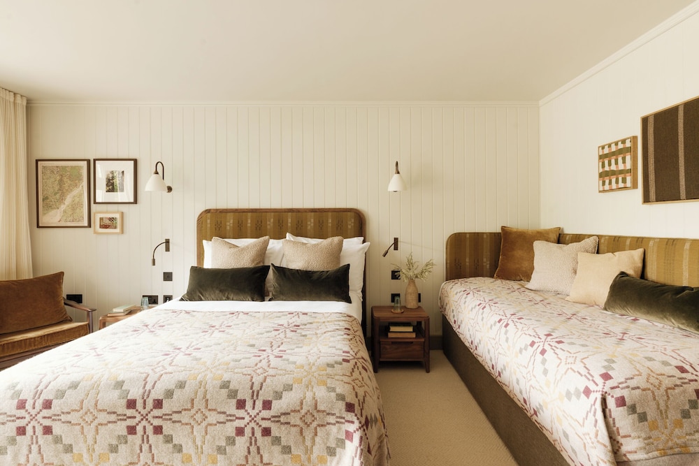Comfort Double or Twin Room, Patio photo 2