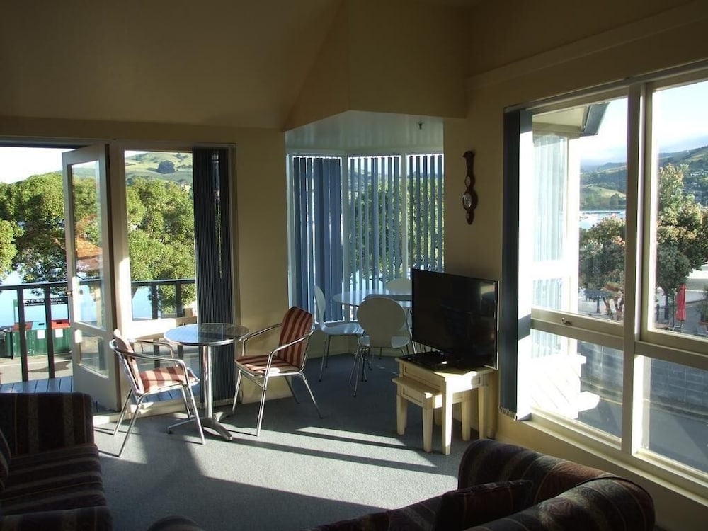 #62 The Turret Waterfront Apartment